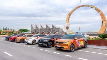 ban xe xang len doi xe dien chu xe vinfast vf 9 xuyt xoa biet xe xin the nay da som mua vai chiec