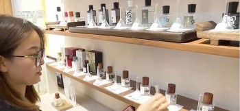 huong thom trung hoa len ngoi trong lan song kinh te khuu giac