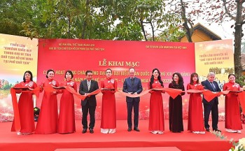 trien lam chu tich ho chi minh voi nuoc nga