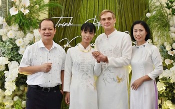 tung chon song doc than ca doi nguoi phu nu bat ngo lay chong phap chi sau nua thang gap go