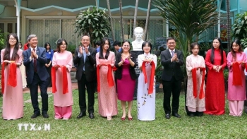 lan dau tien dung tuong anh hung dan toc cuba jose marti tai thanh pho ho chi minh