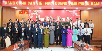 tinh koh kong vuong quoc campuchia tham chuc tet tinh an giang