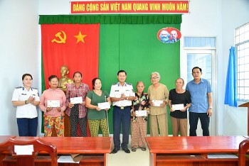 tet tham tinh quan dan noi dao ngoc phu quoc