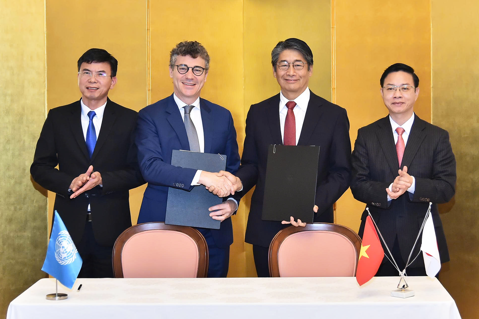 unesco va chinh phu nhat ban tang cuong nang luc phong ngua thien tai va an toan truong hoc tai viet nam