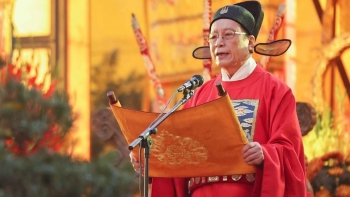 dang huong khai xuan tai hoang thanh thang long