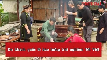 van hoa tet thu hut du khach quoc te