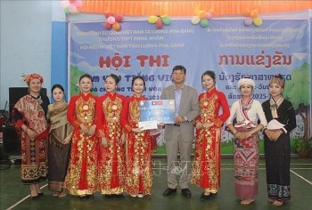 em yeu tieng viet tai luang prabang vun dap huu nghi viet nam lao