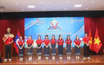 lan toa tieng viet vun dap tinh huu nghi viet nam lao tu the he tre