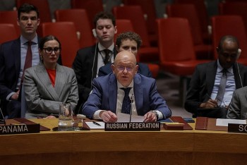 tin quoc te ngay 84 nga trung quoc phu quyet nghi quyet ve eo bien hormuz hon 80 nguoi mat tich do lat tau tai dia trung hai