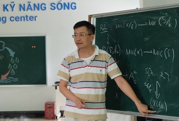 gsts phung ho hai nha khoa hoc viet dau tien nhan giai thuong humboldt 2026 tu dai su quan duc