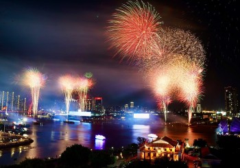 8 diem ban phao hoa tai tphcm ngay 304
