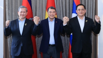bien gan gui dia ly thanh loi the gan ket chien luoc giua 3 nuoc viet nam campuchia lao