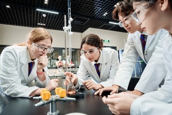 brighton college vietnam vao top truong tu thuc duoc khuyen nghi toan cau 2026