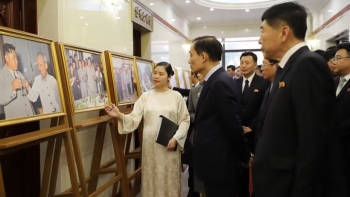 trien lam anh ve quan he viet nam trieu tien