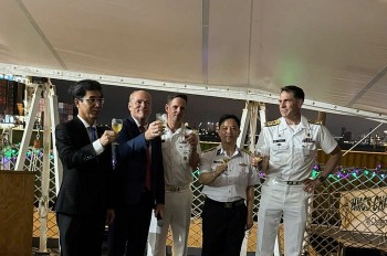 tau hai quan hoang gia canada tham huu nghi da nang thuc day hop tac va giao luu nhan dan