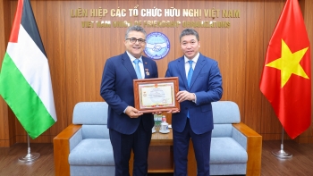 nguoi ban palestine gan bo voi viet nam hon 40 nam nhan ky niem chuong
