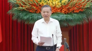 ket luan cua tong bi thu chu tich nuoc ve tong ket 100 nam dang lanh dao cach mang viet nam va 40 nam thuc hien cuong linh