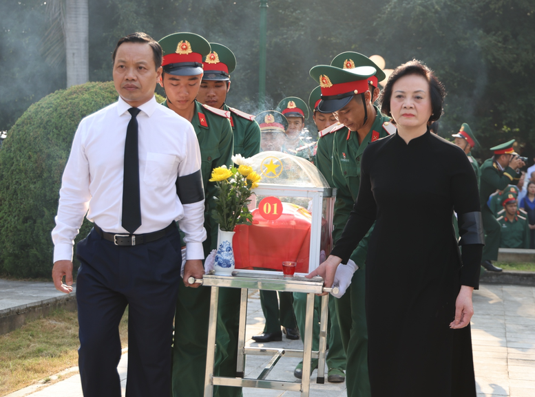 chien dich 500 ngay dem tiep tuc hanh trinh dua cac liet si tro ve voi dat me