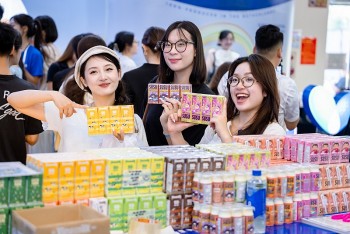 vinamilk mang cau chuyen 50 nam den trien lam chuyen nganh sua lon nhat viet nam