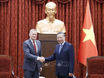 tong bi thu chu tich nuoc to lam tiep dai su dan mach chao tu biet