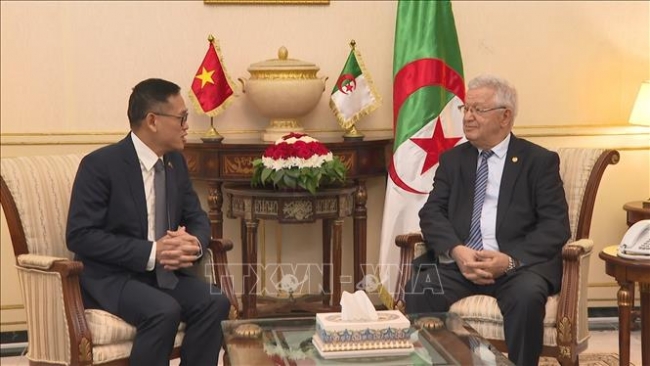Chủ tịch Hội đồng Quốc gia Algeria bày tỏ mong muốn tăng cường quan hệ với Quốc hội Việt Nam