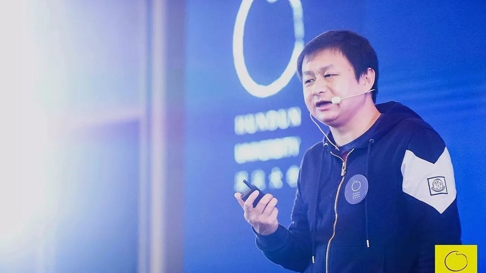 gap go chu so huu ung dung hen ho dong tinh noi tieng o my national security risk