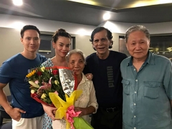 Bố mẹ Kim Lý sang Việt Nam gặp gỡ bố mẹ Hồ Ngọc Hà