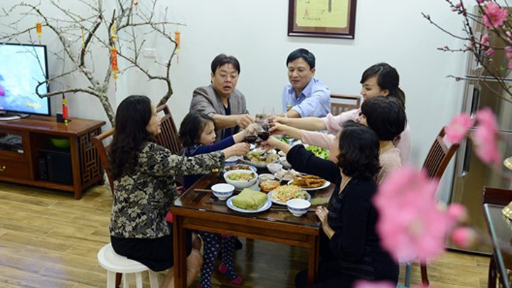 nhung mon tet voi nguoi viet nam la binh thuong nhung voi nguoi xa xu thi that xa xi