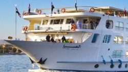 ai cap 1 du thuyen song nile co 44 nguoi duong tinh voi covid 19