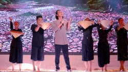 quach ngoc ngoan dong vien nong dan mien tay vung buoc vuot qua han man khoc liet