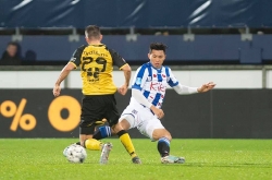 Văn Hậu chính thức ra sân ở phút 89, SC Heerenveen nói gì?