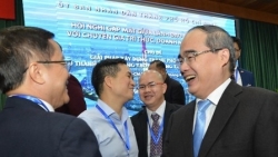 gan 1000 kieu bao se ve que an tet tai thanh pho ho chi minh