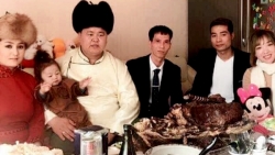 nguoi viet tai mong co to chuc bua com gia dinh don tet 2020