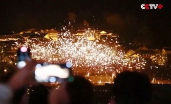 khong khi le hoi truyen thong ngay tet nguyen dan o trung quoc