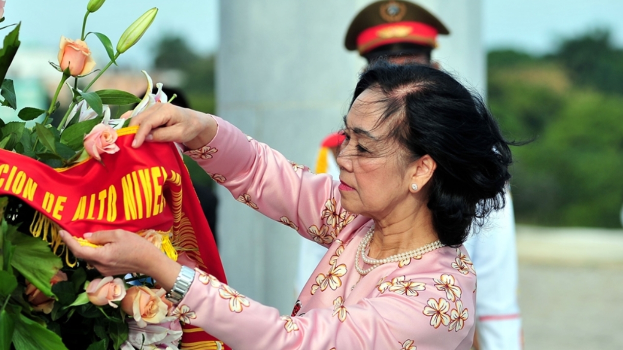 Việt Nam-Cuba luôn kề vai sát cánh đưa quan hệ hai nước thành biểu tượng của thời đại