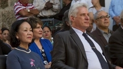 hon 2000 an ban sach cua cac nha xuat ban viet nam tham du hoi cho sach quoc te la habana lan thu 29