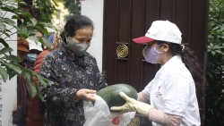 dai su quan qatar tai viet nam tieu thu dua hau giup ba con mien trung
