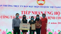 Hội hữu nghị Việt Nam-Hungary thành phố Hà Nội quyên góp 17 triệu đồng chống dịch COVID-19