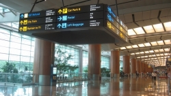 dai su quan viet nam tai singapore ho tro gan 150 cong dan mac ket ve nuoc