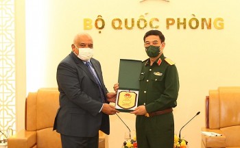 viet nam cuba tiep tuc phat trien hop tac quoc phong