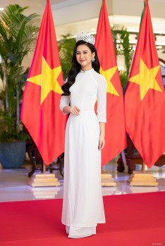 nguyen trang nguyet minh dai dien viet nam du miss teen grand international 2022