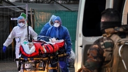 my tuyen bo tinh trang tham hoa tai wyoming phap gan 14000 nguoi tu vong vi covid 19