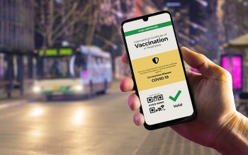 tu 154 se cap ho chieu vaccine cho nguoi dan