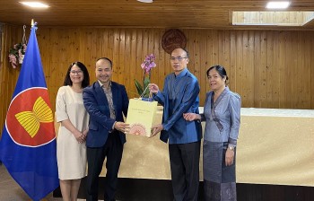 dai su quan viet nam tai ao chuc mung tet co truyen bunpimay