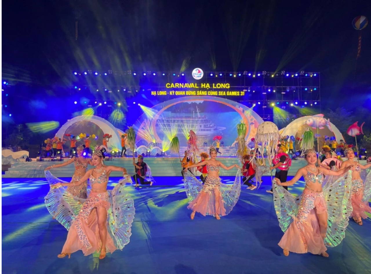 carnaval ha long 2022 tro lai sau hai nam gian doan vi covid 19