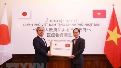 chinh phu viet nam trao 140000 khau trang y te giup nhat ban chong covid 19