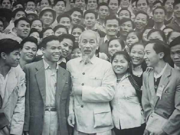 Ấn tượng về Lãnh tụ Hồ Chí Minh trong con mắt bạn bè quốc tế