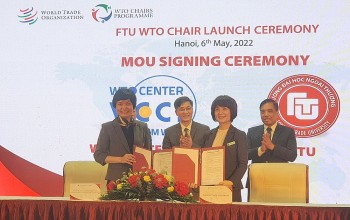 ftu khoi dong chuong trinh wto chairs