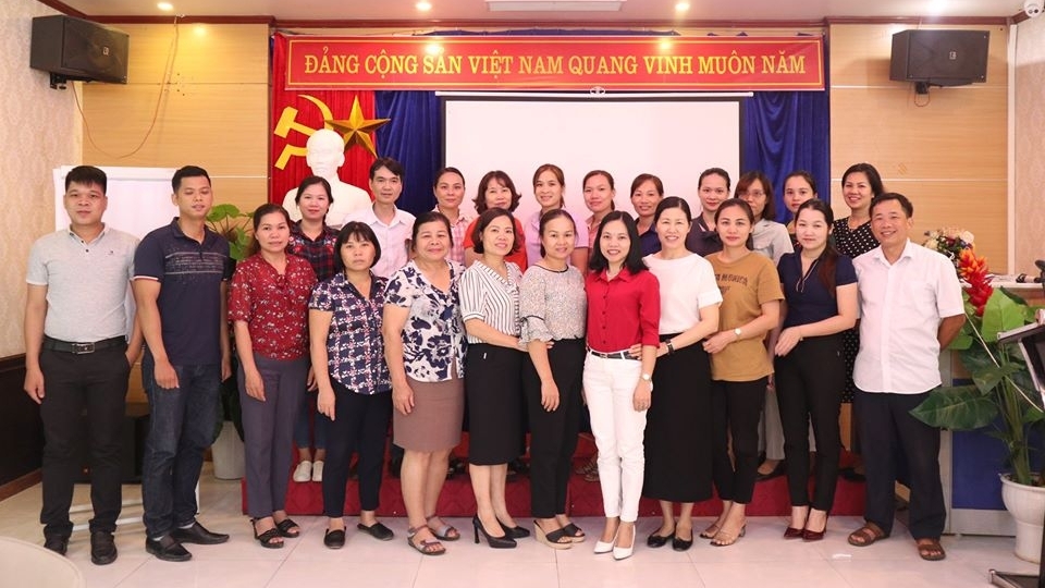 ric giup giam thieu ngan chan bat binh dang gioi bao luc gia dinh va xam hai tre em vung dan toc thieu so tai tinh hoa binh