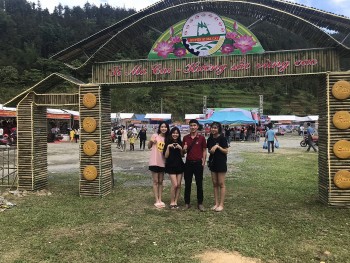 le hoi si ma cai huong sac vung cao